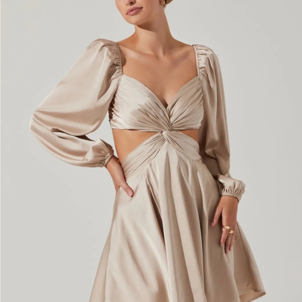 NWT ASTR The Label Champagne Anamaria Dress